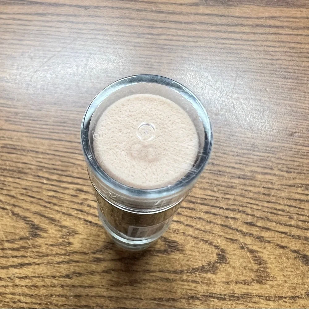 Makeup Revolution Ultra Strobe Stick Peach Liggtening